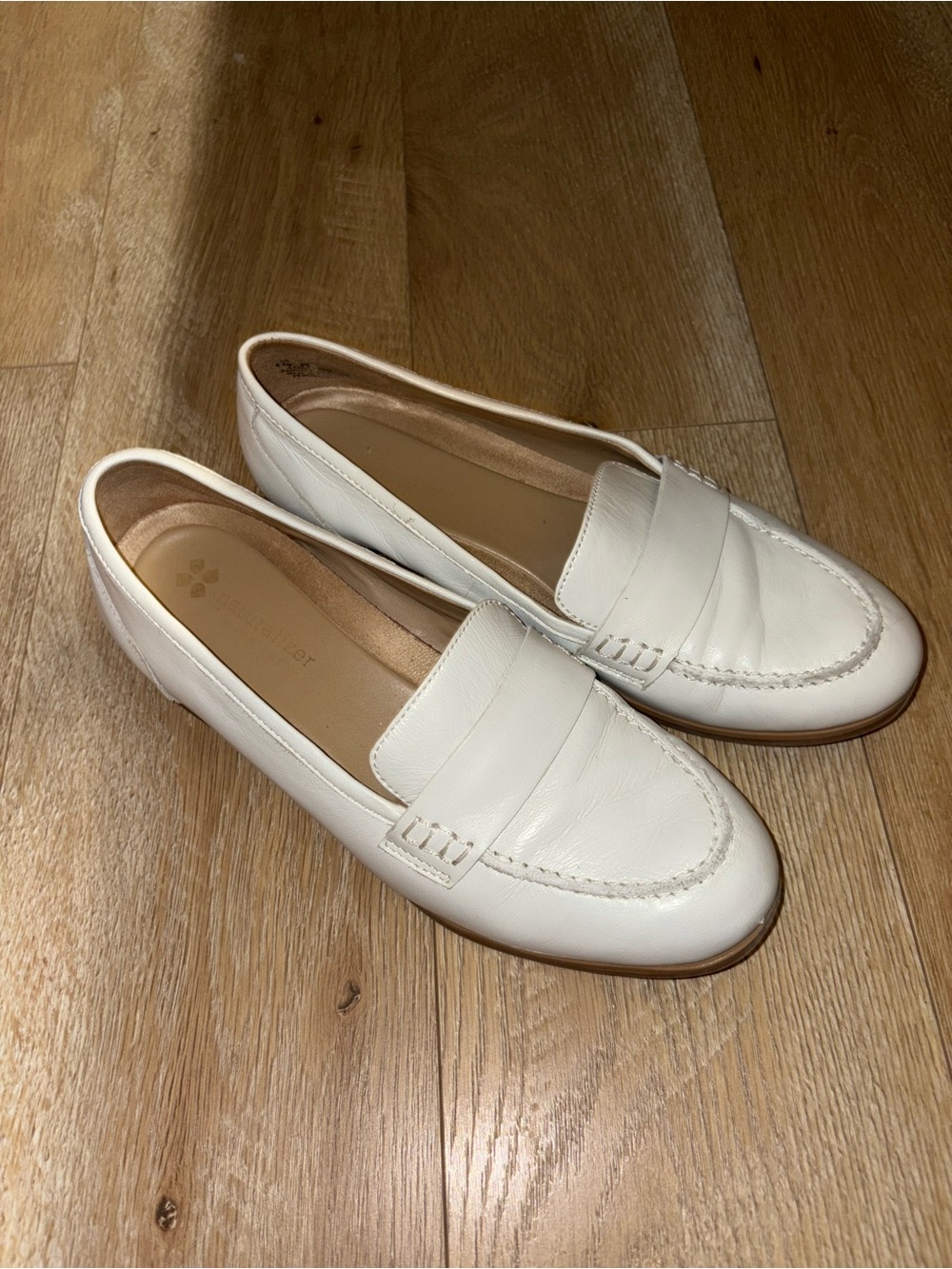 Naturalizer Cream Leather Penny Loafers